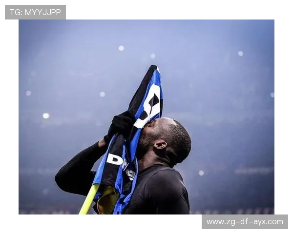 卢卡库细腻内线摆脱,强势攻势引来喝彩